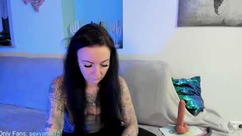 SexyAriel15 online show from 12.17.24