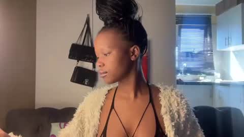 sexyasszeeee online show from 05.13.26