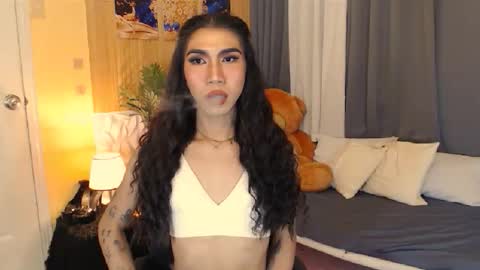 Snapshot of sexybabeglenda chatting on 09.20.25 sexybabeglenda online show from 09.20.25