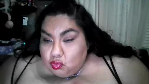 Snapshot of sexybbwqueen83 chatting on 03.13.26 sexybbwqueen83 online show from 03.13.26