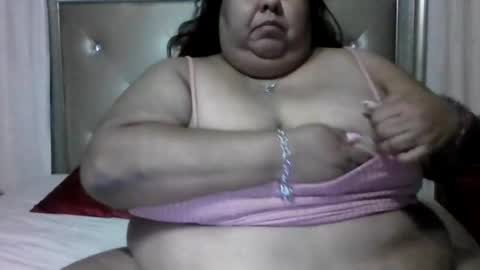 Snapshot of sexybbwqueen83 chatting on 03.17.26 sexybbwqueen83 online show from 03.17.26