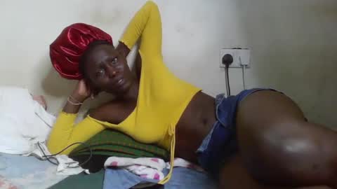 Snapshot of sexyblackg chatting on 12.13.24 Sexyblackg online show from 12.13.24