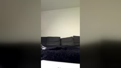 sexyboyziii01 online show from 03.18.26