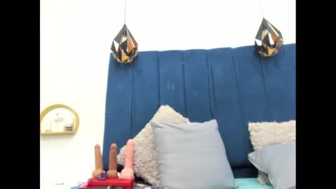 sexybrown_2005 online show from 02.21.25