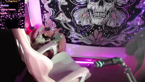 Snapshot of sexycarriie chatting on 01.20.25 Carrie online show from 01.20.25