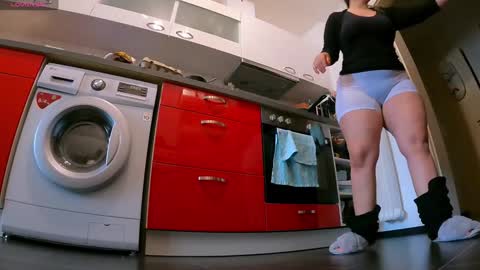 XDA   online show from 01.25.25