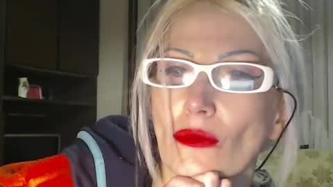 Snapshot of sexyeni chatting on 05.18.26 ENI pvt moan your name WHEN I M NOT online you tell me in SNAPCHAT deal yes add me... FREE TWITTER magiconline101...... online show from 05.18.26