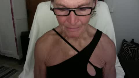 SexyFit58 online show from 04.21.26