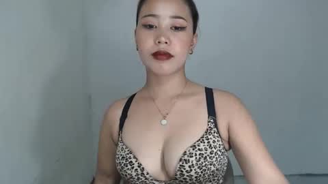 Snapshot of sexyhotbojean chatting on 01.23.25 jeanken and jelian online show from 01.23.25