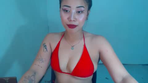 Snapshot of sexyhotbojean chatting on 02.19.25 jeanken and jelian online show from 02.19.25