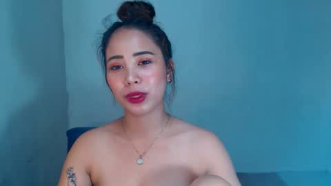 Snapshot of sexyhotbojean chatting on 03.02.25 jeanken and jelian online show from 03.02.25