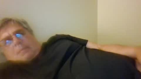 Snapshot of sexyiove chatting on 06.04.26 chris online show from 06.04.26