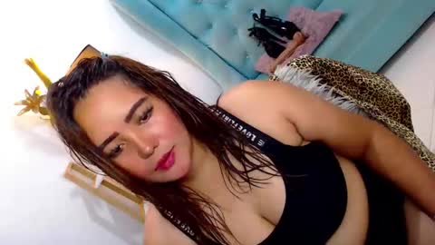 JENNY online show from 10.06.25