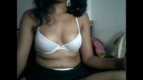 sexylarra12 online show from 01.12.25