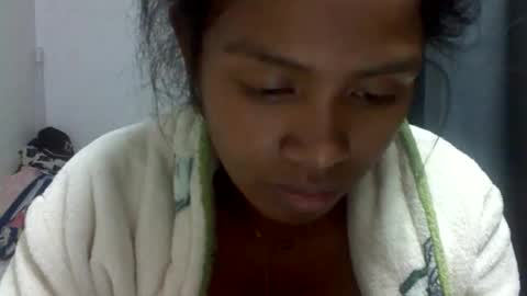 sexylarra12 online show from 09.25.25