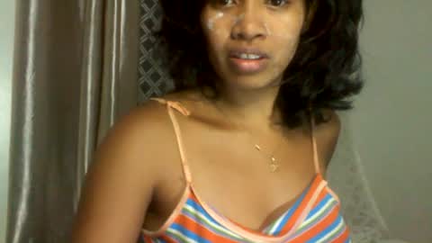 sexylarra12 online show from 05.14.26