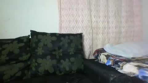 Snapshot of sexyleon69 chatting on 01.18.25 Sexy leon online show from 01.18.25