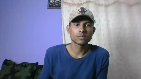 Snapshot of sexyleon69 chatting on 03.12.25 Sexy leon online show from 03.12.25