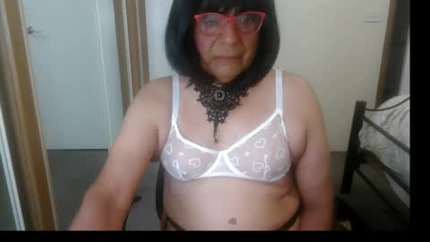 Luna online show from 11.28.25