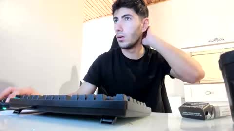 Snapshot of sexymann17 chatting on 06.08.26 sexymann17 online show from 06.08.26