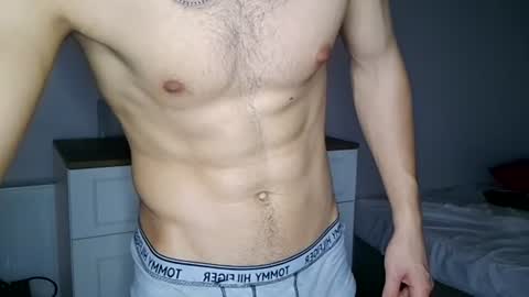 Snapshot of sexymann17 chatting on 06.29.26 sexymann17 online show from 06.29.26