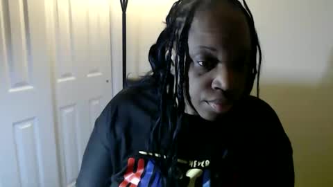 Snapshot of sexymona1218 chatting on 01.10.26 SexyMona online show from 01.10.26