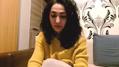 Snapshot of sexynaughtykitty chatting on 01.08.25 Myra online show from 01.08.25