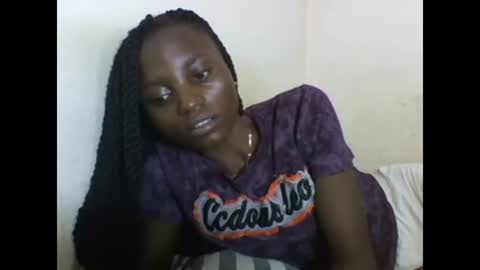 Snapshot of sexyneedle22 chatting on 02.17.25 VIVIAN online show from 02.17.25