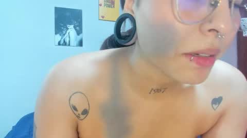Snapshot of sexynova_93 chatting on 03.16.26 sexynova 93 online show from 03.16.26
