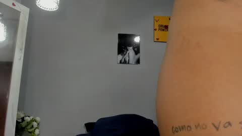 Snapshot of sexynova_93 chatting on 04.12.26 sexynova 93 online show from 04.12.26
