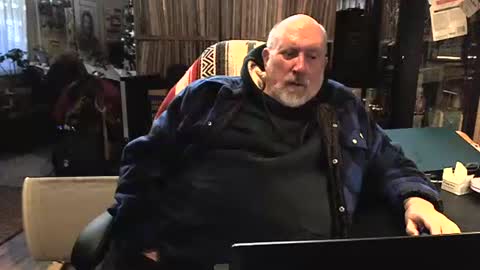 Grizz Lee Bear online show from 12.10.24