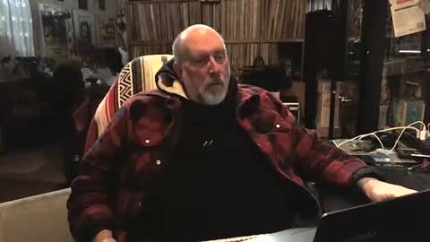 Grizz Lee Bear online show from 02.08.25