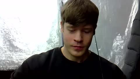 Snapshot of sexypornhot chatting on 12.11.24 Erikson online show from 12.11.24