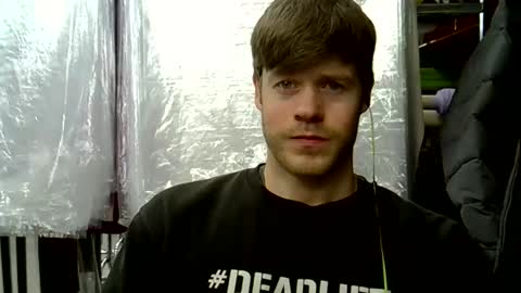 Snapshot of sexypornhot chatting on 12.17.24 Erikson online show from 12.17.24