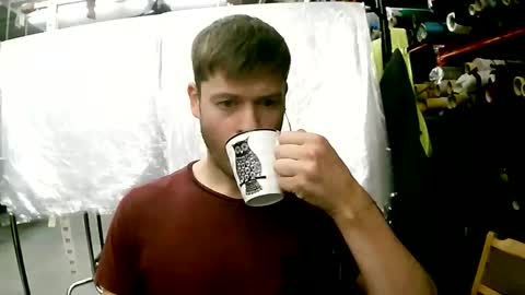 Snapshot of sexypornhot chatting on 10.24.25 Erikson online show from 10.24.25