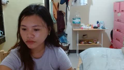 Snapshot of sexyreesebunny chatting on 04.01.26 Reese online show from 04.01.26