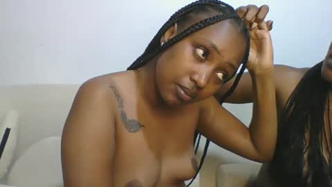 sexyriri22 online show from 12.02.25