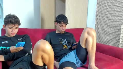 Snapshot of sexys_boys18 chatting on 04.25.26 MATIAS-18 THIAHO -18 MAX-19 NICOKALY-19 CAIN-19 MOD ESTEBAN online show from 04.25.26