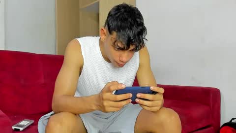 Snapshot of sexys_boys18 chatting on 05.28.26 MATIAS-18 THIAHO -18 MAX-19 NICOKALY-19 CAIN-19 MOD ESTEBAN online show from 05.28.26