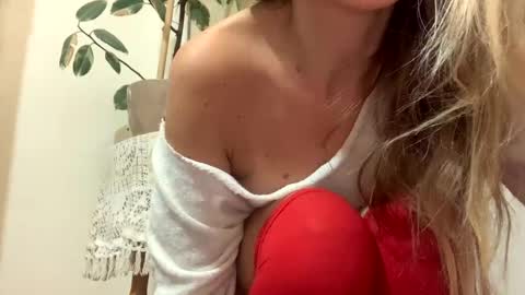 Anya online show from 01.01.25