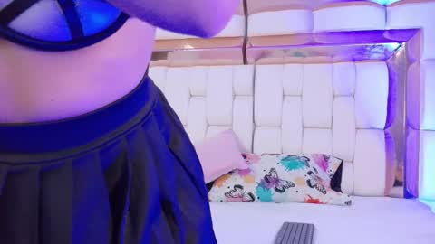 Kendall online show from 02.24.26