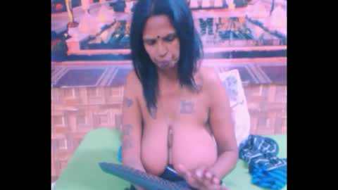 sexyva4u2luv online show from 09.24.25