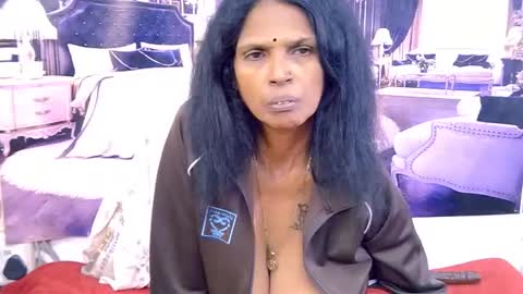 Snapshot of sexyva4u2luv chatting on 06.20.26 sexyva4u2luv online show from 06.20.26