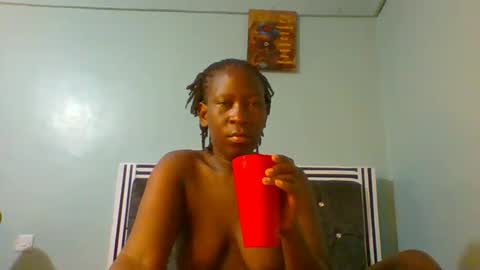 VIVIAN online show from 02.04.25