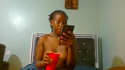 VIVIAN online show from 02.08.25