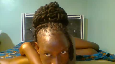 VIVIAN online show from 03.04.25