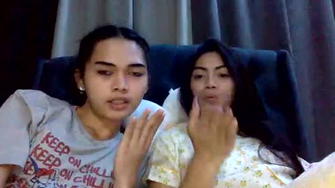 Xenaaa online show from 11.13.25