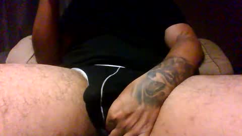Snapshot of sexyzaddy94 chatting on 04.15.26 sexyzaddy94 online show from 04.15.26