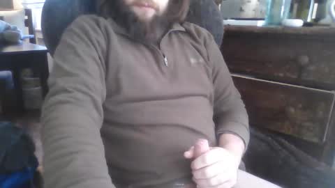 Snapshot of sg556 chatting on 10.21.25 Gee online show from 10.21.25