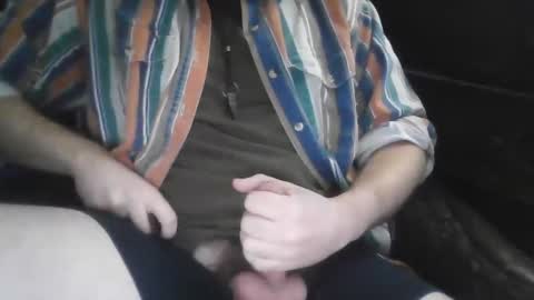 Snapshot of sg556 chatting on 10.22.25 Gee online show from 10.22.25